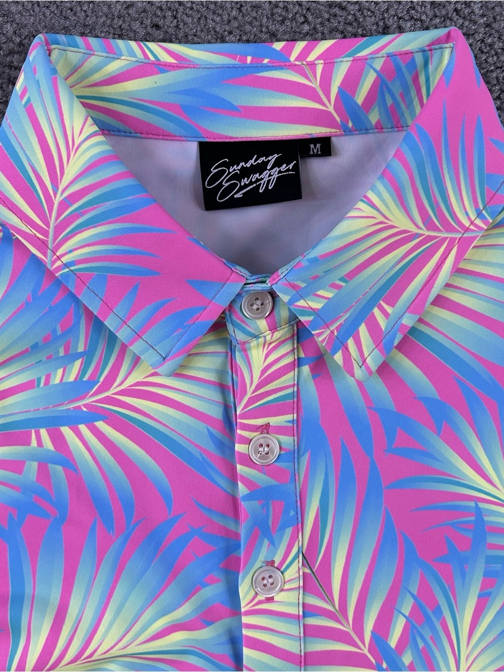 Sunday Swagger Maldives Men's Medium Polo Shirt Tropical Performance Floral